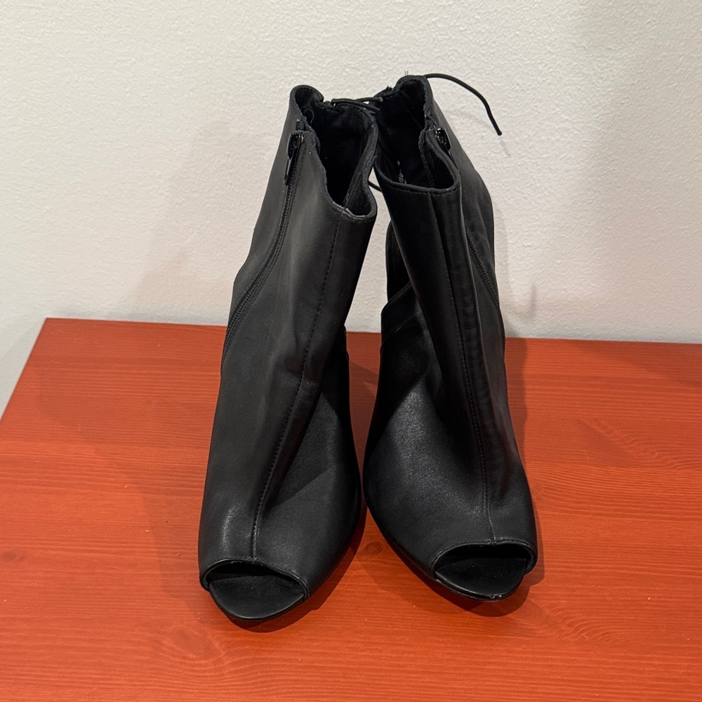 Chinese Laundry Black Heeled Boots